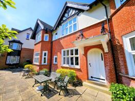 Flat 13, Elizabeth Court, Elizabeth Close, West End SO30 3LT