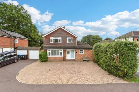 Hallsland Way, Oxted, Surrey