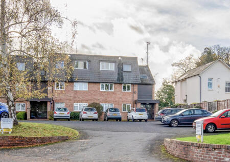 Chaddesley Gardens, Kidderminster, DY10