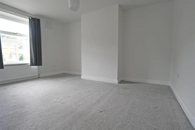 3 bed Terraced for sale Image 7