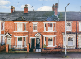 71, Broadway, Kettering NN15 6DE