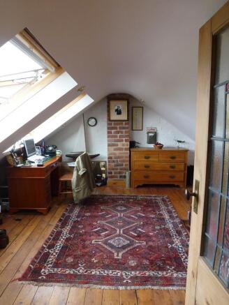 Photo 8
