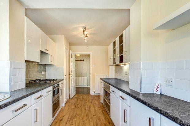 KITCHEN photo3