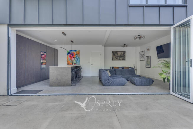 Open-plan Kitchen/Li