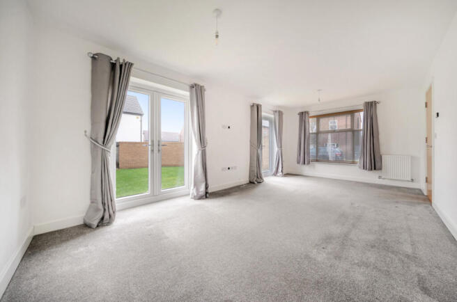 1399758-12-698b04...