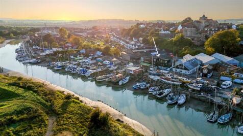 Rock Channel, Rye, East Sussex TN31 7HJ