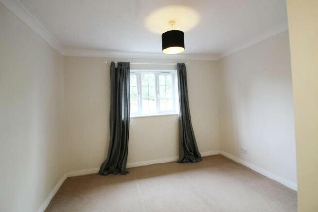 bedroom).jpg