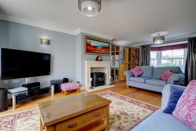 Sitting Room 2.jpg