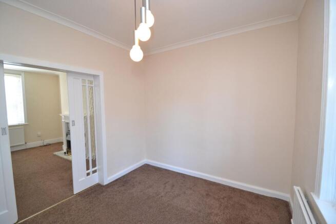 Albert Avenue, Idle, photo 4