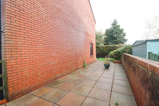 Side patio