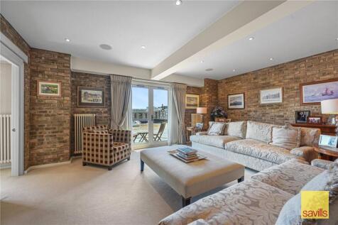 St. Katharines Way, London, E1W