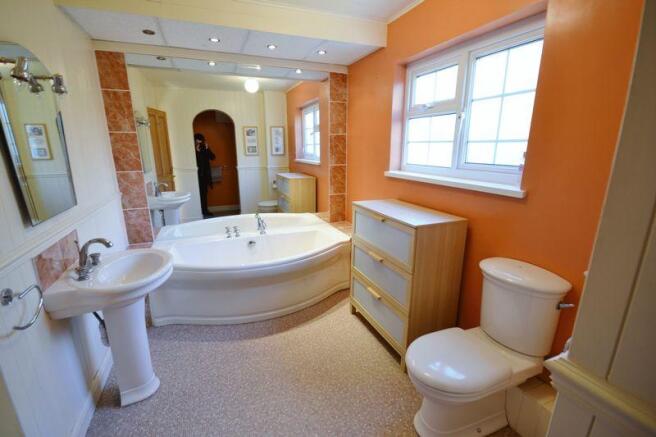 Family bathroom