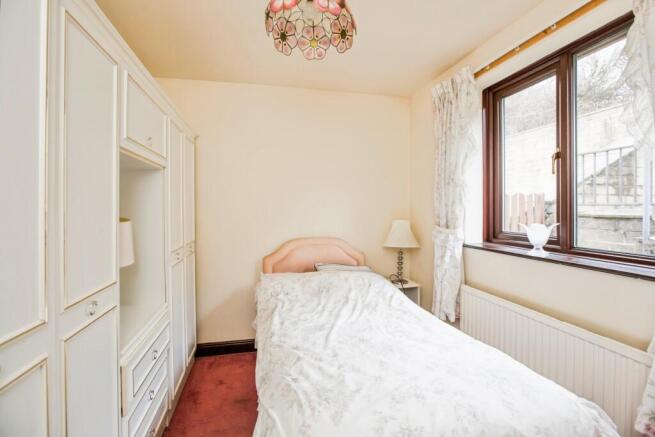 2 bed Semi-Detached Bungalow for sale Image 8