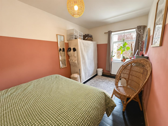 2 bed Terraced for sale Image 8