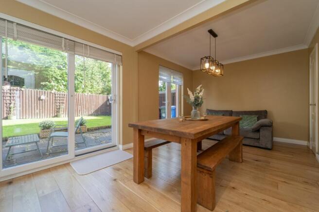 Kitchen/Dining Area