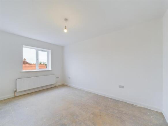 3 bed Semi-Detached for sale Image 8