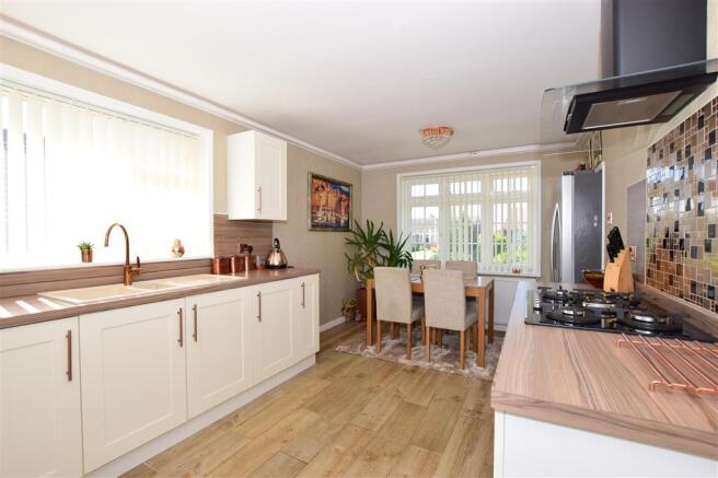 Kitchen / Diner