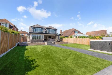 Warfield Crescent, Waterlooville