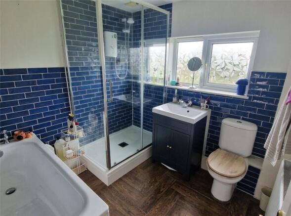 3 bed Terraced for sale Image 5