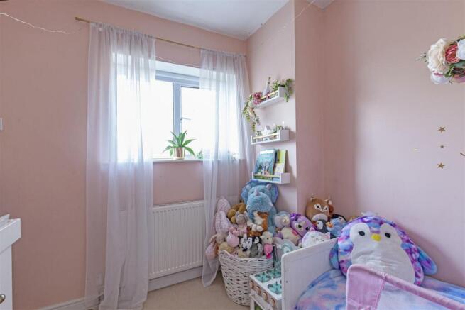Bedroom 3-2.jpg