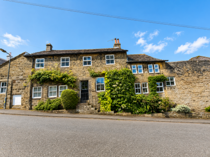 Ingbirchworth Road, Thurlstone, Sheffield, S36 9QN