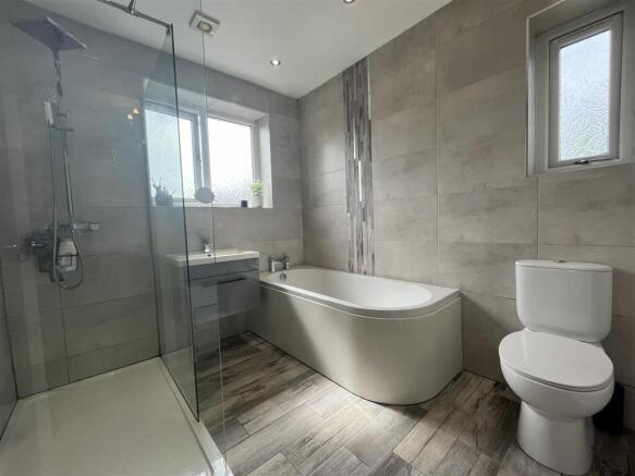 3 bed Semi-Detached for sale Image 4