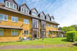 11, Oliver Court, Unadopted Roads Around Herts Training School, Crouchfields, Ware SG12 0PP