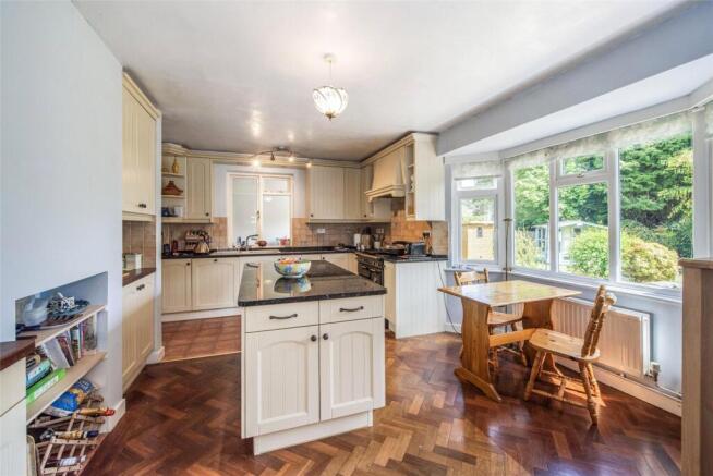Kitchen/Breakfast Rm