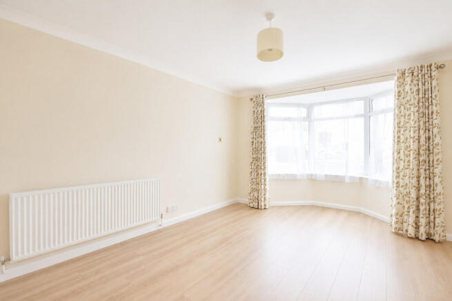 Living Room - Ang...