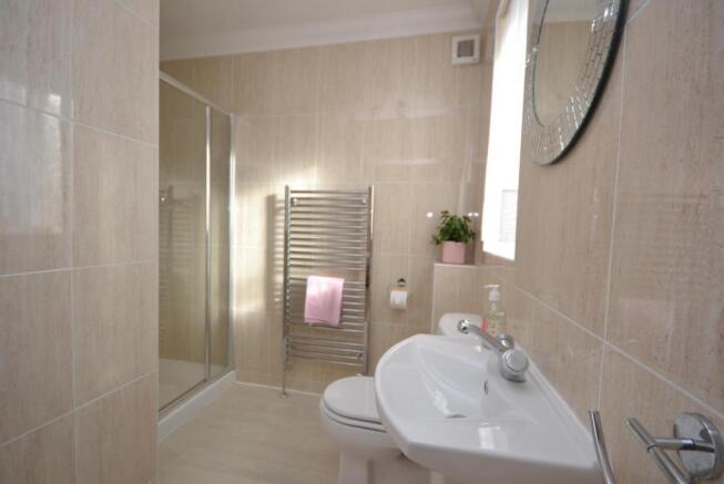 En-Suite 2