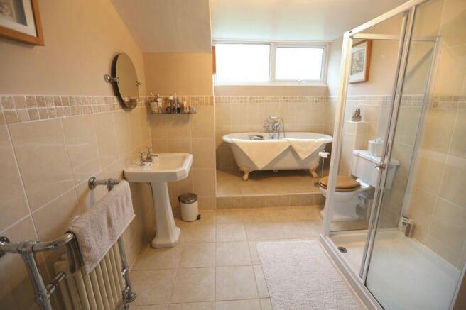 Master En-Suite