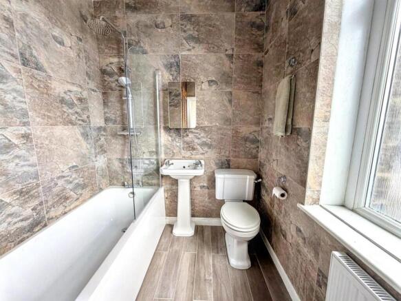 2 bed Terraced for sale Image 9