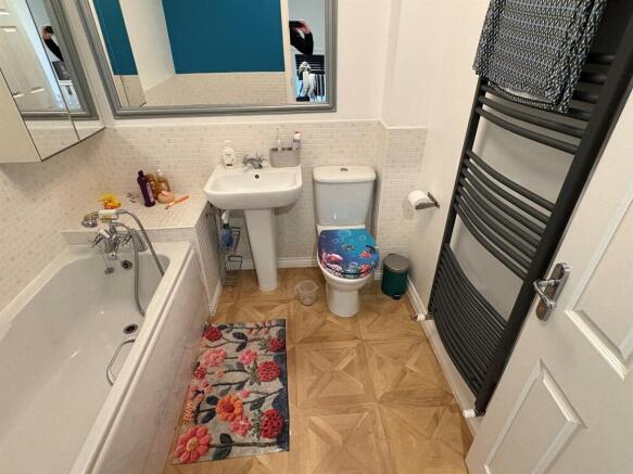 Photo 6