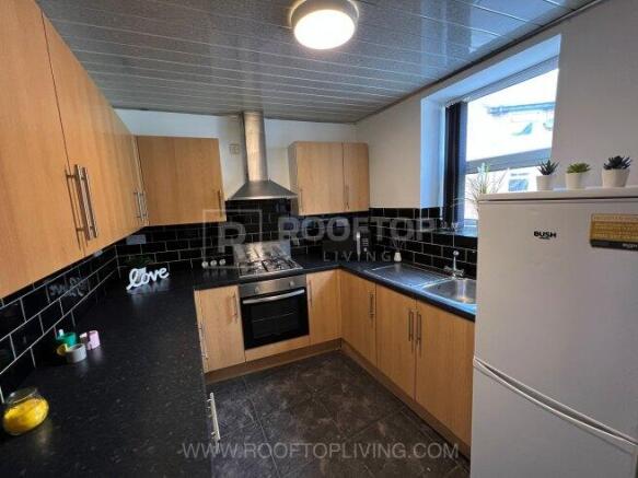 woodhouse-lane-ls2-9dx-1059893