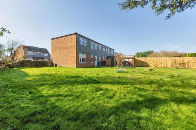 2 Stanton Road, Kempston, Bedfordshire, MK42 8QY