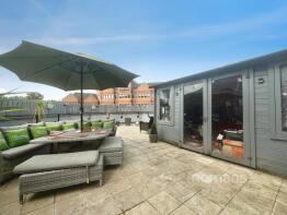 12, Pulse, Crown Lane, Maidenhead SL6 1QR
