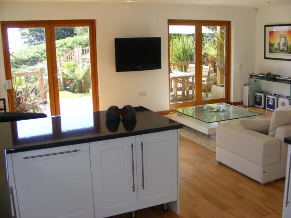 Lounge-kitchen