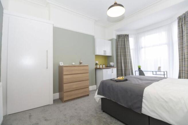 1 bed House Share to rent Image 4