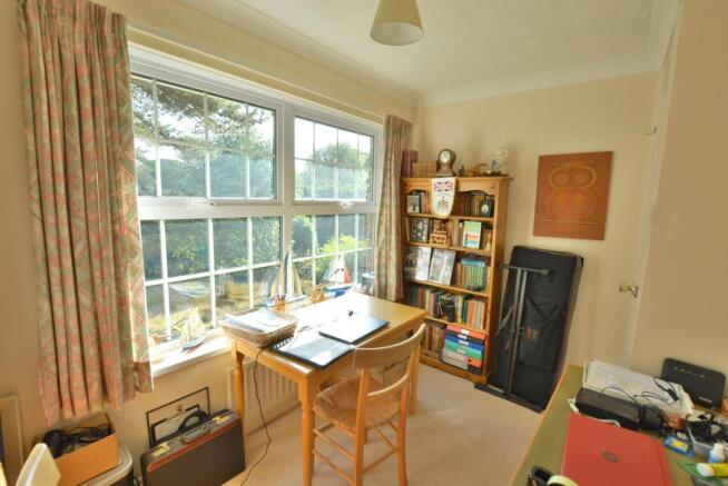 Study/bedroom 4