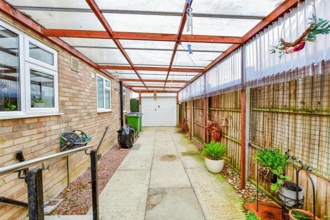Driveway/Parking