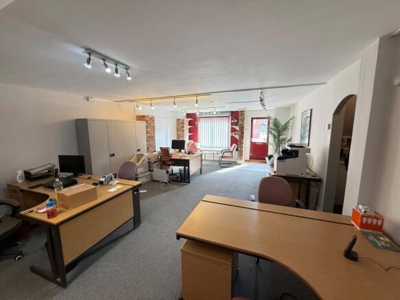 20260326_144112942_iOS (1).jpg