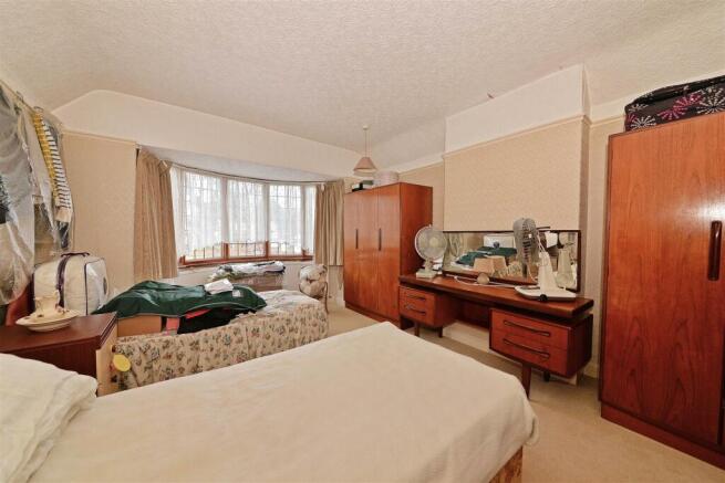468 Alcester Road - bed2.jpg
