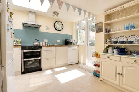 Geneva Place, Bideford, Devon, EX39