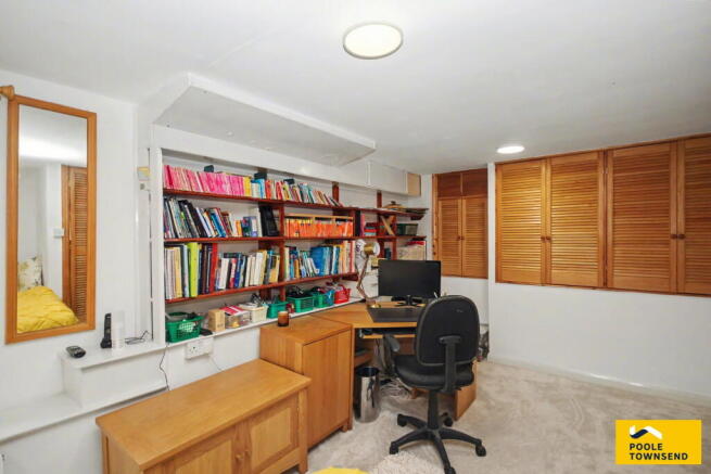 Photo 37