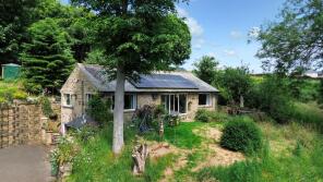 Heath House View, Ridings Lane, Golcar, Huddersfield HD7 4PZ