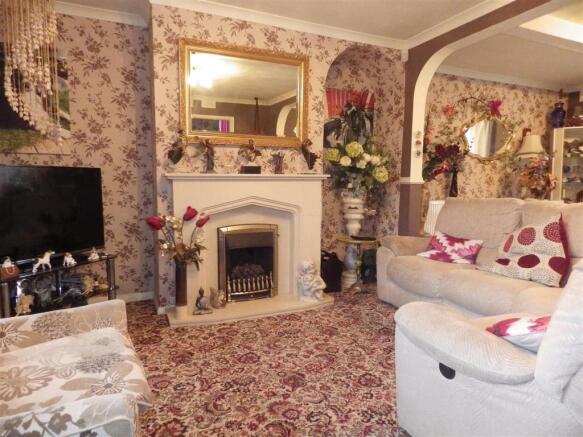 LOUNGE2