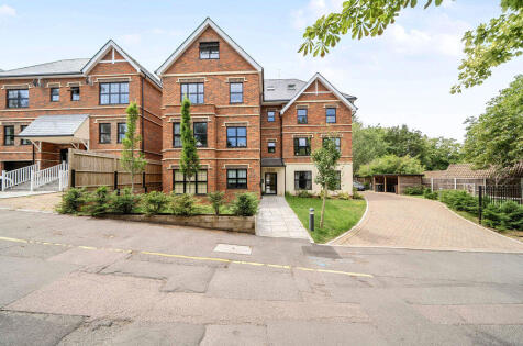 Mera Heights, Church Road, Kenley