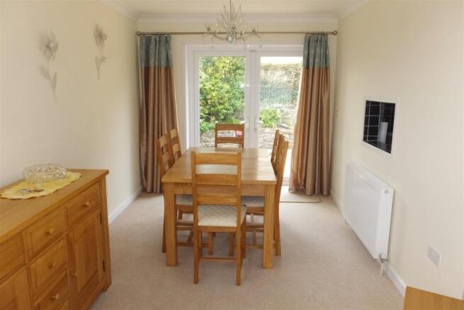 Dining Room.JPG