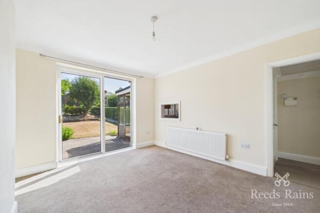 3 bed Semi-Detached for sale Image 9