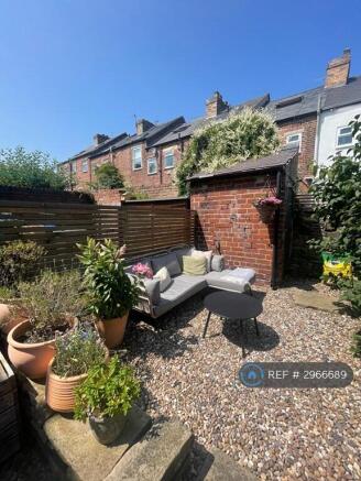 3 bed End of Terrace to rent Image 5